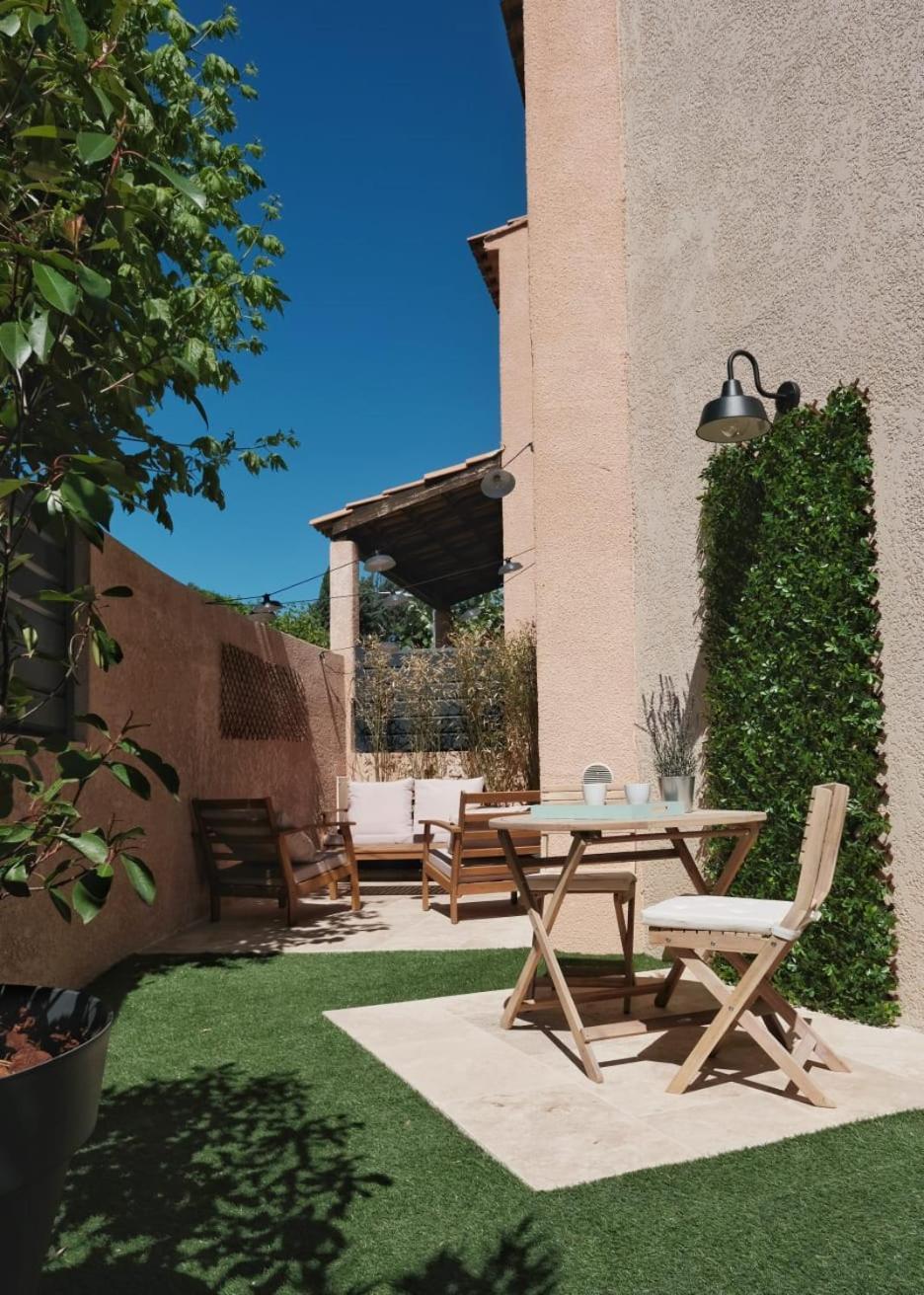 Studio Renove Avec Belle Terrasse Aix-en-Provence Eksteriør billede